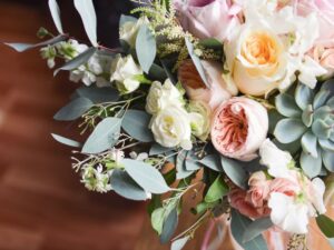 Elegant Warmth: The Ultimate Guide to Bridal Dresses for Winter Wedding Magic