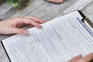Renters Insurance vs Homeowners Insurance: Key Differences Explained